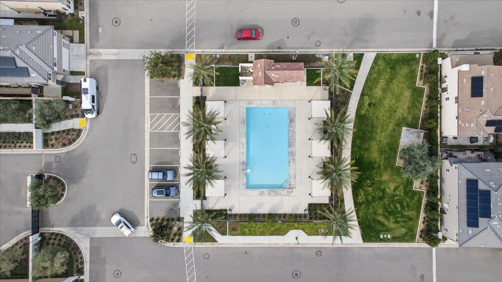 Image 48 of property listing at 2015 N Walling Lane, Clovis, CA 93619