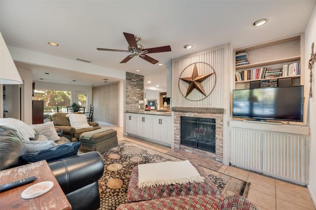 11132 Rosser Court, Dallas, TX 75229