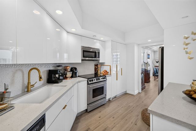 3000 Island Blvd 1201, Aventura, FL 33160
