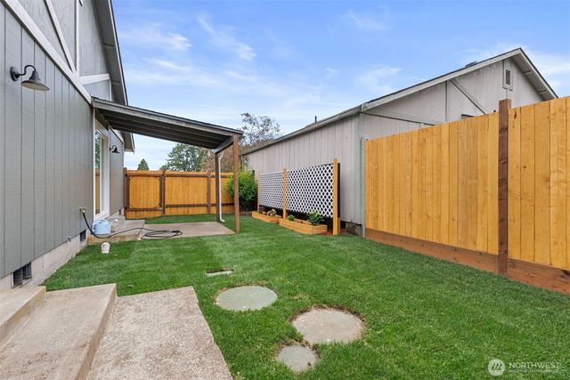 910 Schonberg Lane SE, Olympia, WA 98513