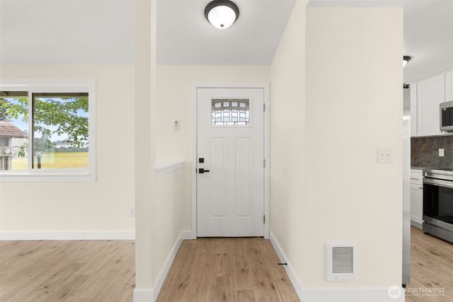910 Schonberg Lane SE, Olympia, WA 98513