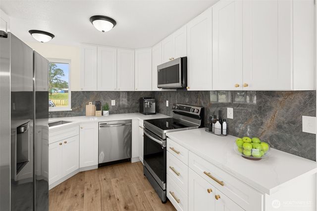 910 Schonberg Lane SE, Olympia, WA 98513