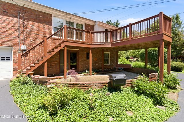 7814 Crown Top Rd, Louisville, KY 40241