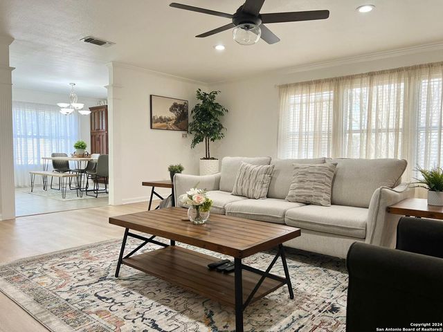 1322 OAK PATH, San Antonio, TX 78258