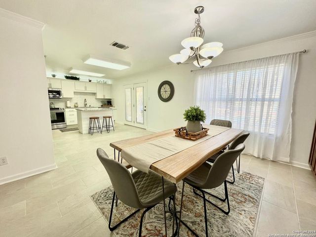 1322 OAK PATH, San Antonio, TX 78258