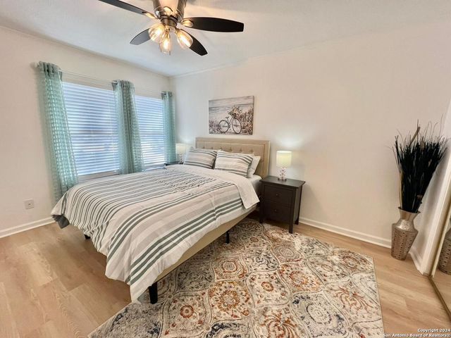 1322 OAK PATH, San Antonio, TX 78258