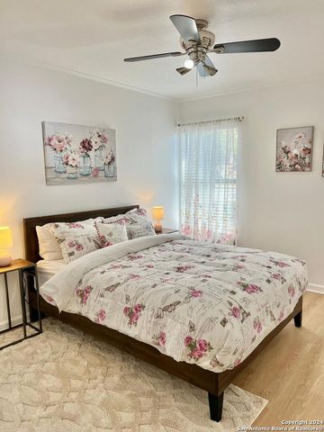 1322 OAK PATH, San Antonio, TX 78258