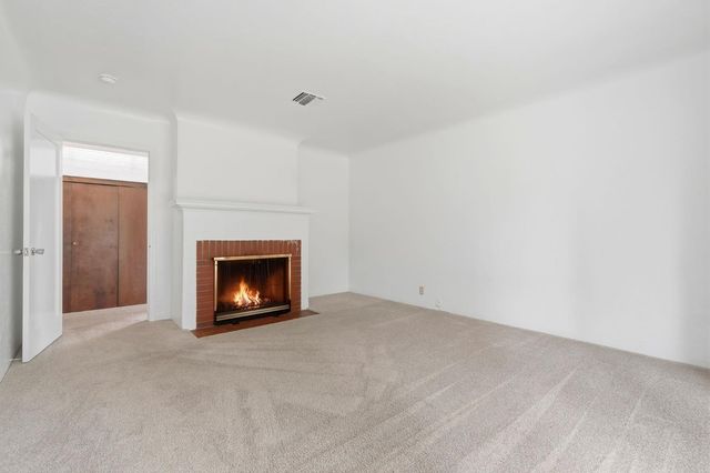 5431 E Liberty Avenue, Fresno, CA 93727