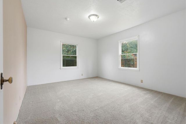 5431 E Liberty Avenue, Fresno, CA 93727