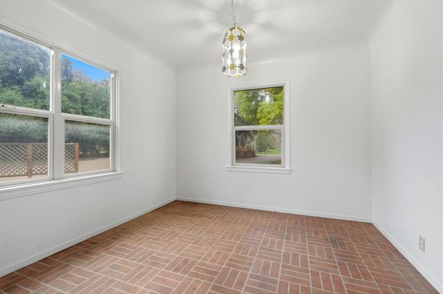 5431 E Liberty Avenue, Fresno, CA 93727