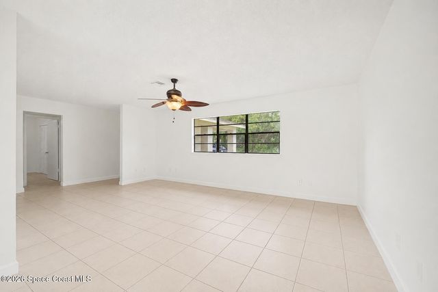901 Grandeur Street SE, Palm Bay, FL 32909