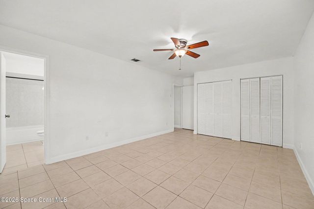 901 Grandeur Street SE, Palm Bay, FL 32909