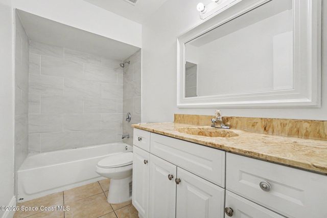 901 Grandeur Street SE, Palm Bay, FL 32909