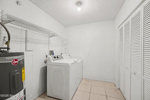 901 Grandeur Street SE, Palm Bay, FL 32909