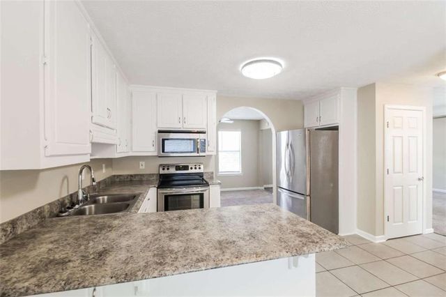 3254 Rockwalk Terrace, Loganville, GA 30052