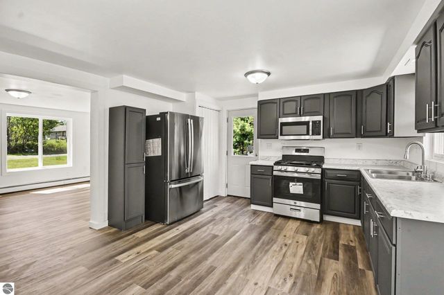 7032 N Woodruff Road, Weidman, MI 48893