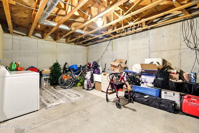 225 Crescent Hill Pl APT 105, Louisville, KY 40206