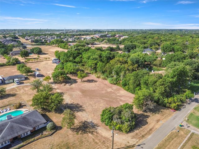 1022 Sherman Drive, Cedar Hill, TX 75104