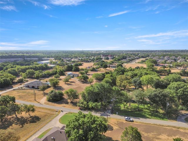 1022 Sherman Drive, Cedar Hill, TX 75104