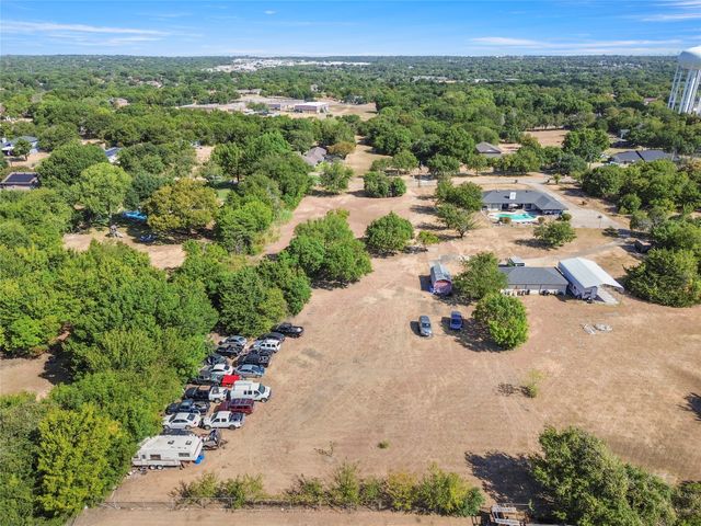 1022 Sherman Drive, Cedar Hill, TX 75104