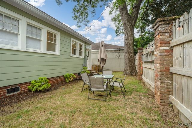 2010 Paul W Bryant Drive, Tuscaloosa, AL 35401