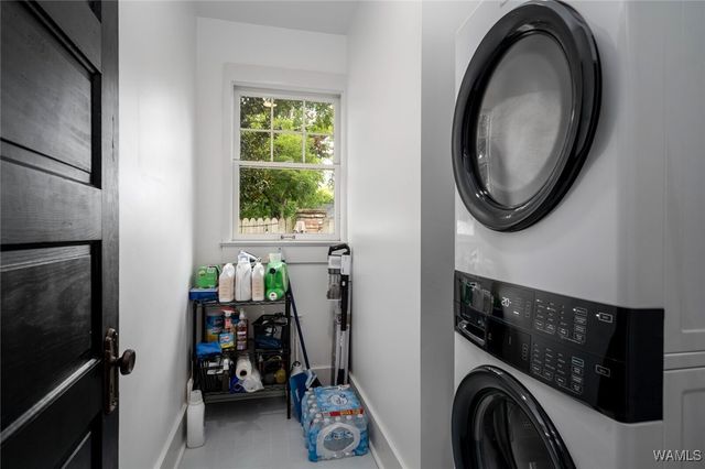 2010 Paul W Bryant Drive, Tuscaloosa, AL 35401