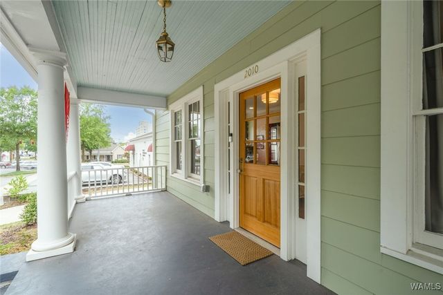 2010 Paul W Bryant Drive, Tuscaloosa, AL 35401