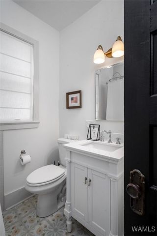 2010 Paul W Bryant Drive, Tuscaloosa, AL 35401