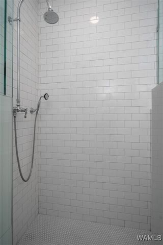 2010 Paul W Bryant Drive, Tuscaloosa, AL 35401