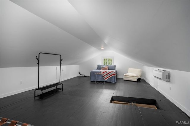 2010 Paul W Bryant Drive, Tuscaloosa, AL 35401