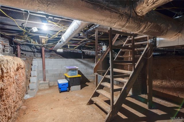 2010 Paul W Bryant Drive, Tuscaloosa, AL 35401