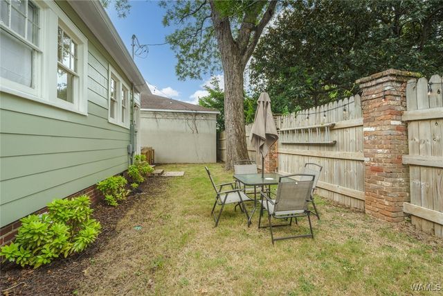 2010 Paul W Bryant Drive, Tuscaloosa, AL 35401