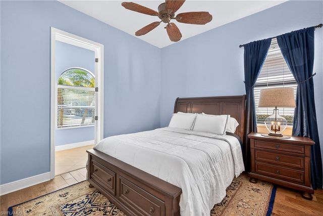 1489 Serrano CIR, Naples, FL 34105