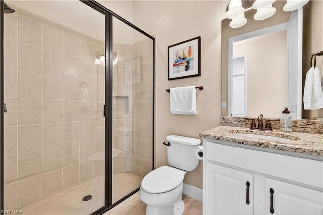 1489 Serrano CIR, Naples, FL 34105