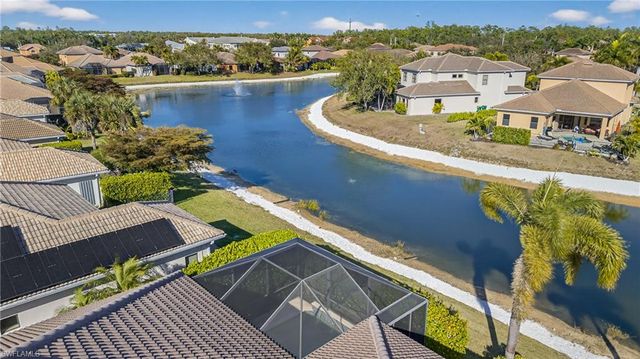1489 Serrano CIR, Naples, FL 34105