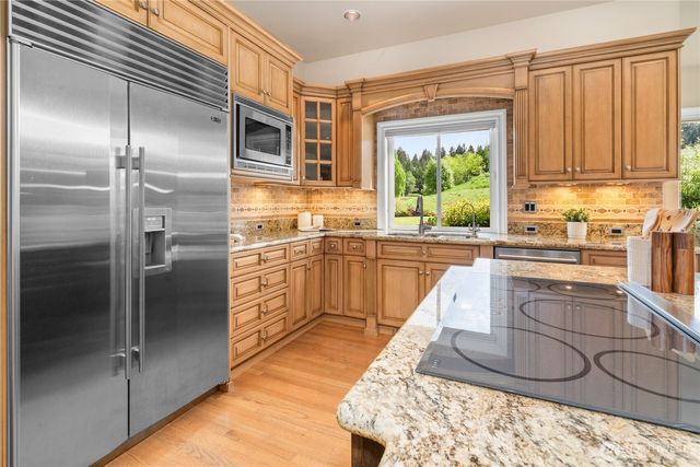 15407 SE 80th Street, Newcastle, WA 98059