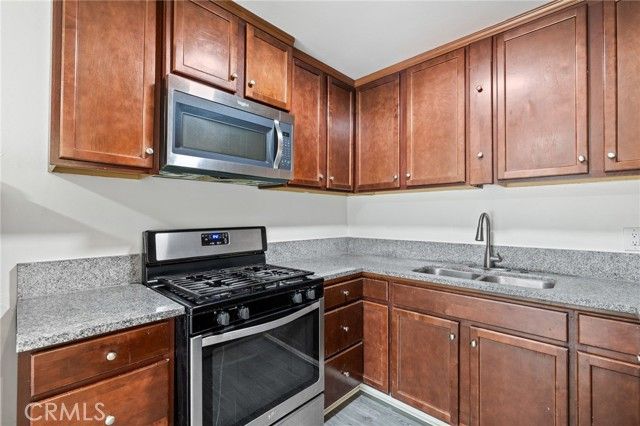 2935 Shelly Lane, Bakersfield, CA 93306