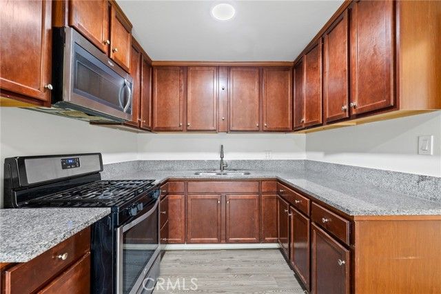 2935 Shelly Lane, Bakersfield, CA 93306