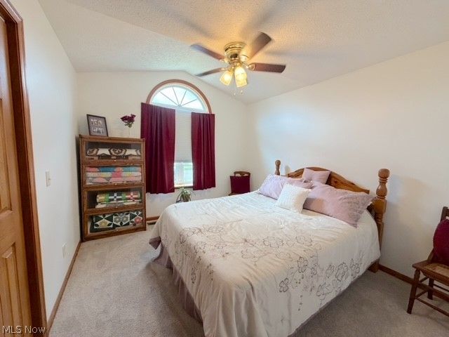 163 Bob Ed Harris Avenue SW, New Philadelphia, OH 44663