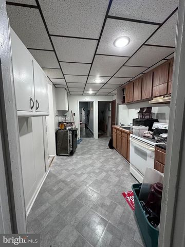 228 E 7TH ST, Mount Carmel, PA 17851
