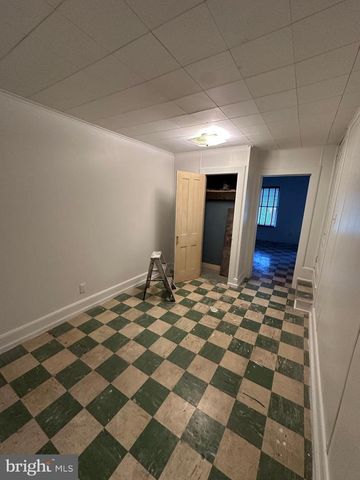 228 E 7TH ST, Mount Carmel, PA 17851