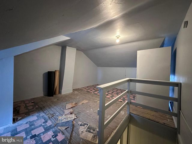 228 E 7TH ST, Mount Carmel, PA 17851