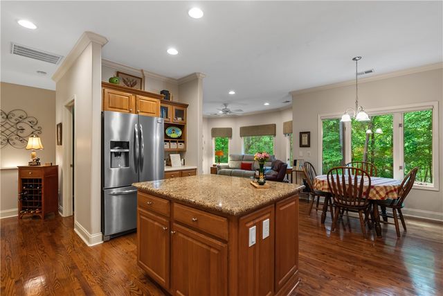 411 Woodridge Drive, Seneca, SC 29672