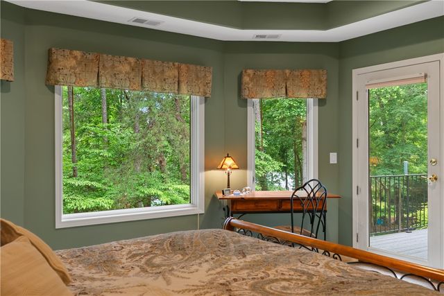 411 Woodridge Drive, Seneca, SC 29672