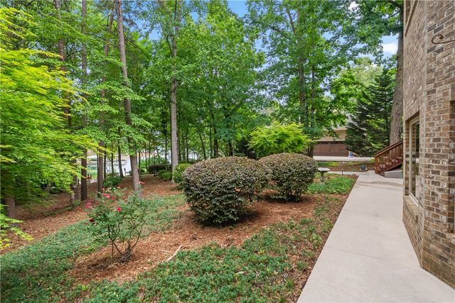 411 Woodridge Drive, Seneca, SC 29672
