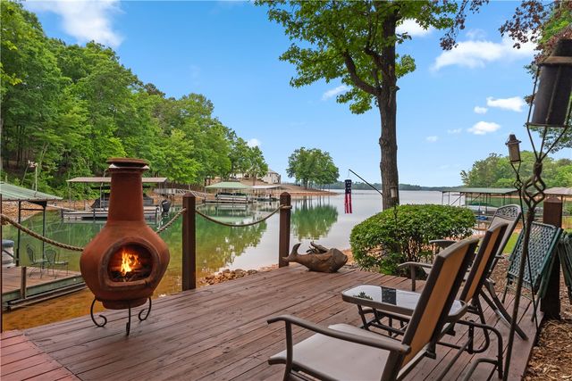 411 Woodridge Drive, Seneca, SC 29672