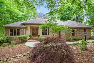 411 Woodridge Drive, Seneca, SC 29672