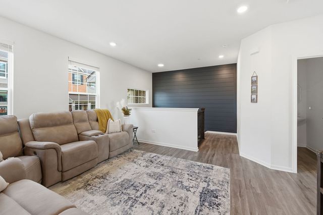 9004 Dolby Street, Huntley, IL 60142