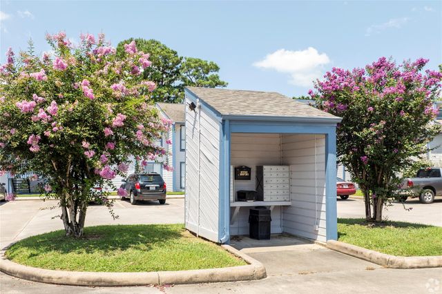13151 Walden Road 222, Montgomery, TX 77356
