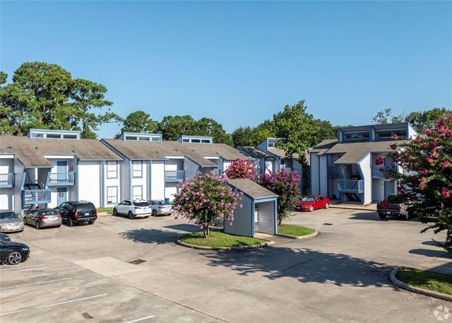 13151 Walden Road 222, Montgomery, TX 77356
